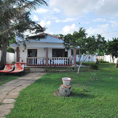 Beach House Mirissa Chambre photo
