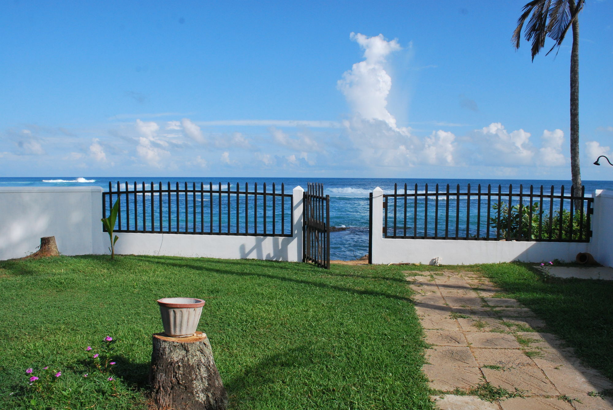 Beach House Mirissa Extérieur photo